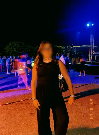 Alexandra, 18