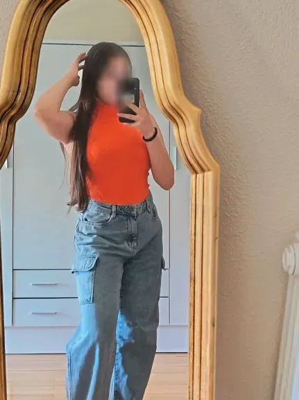 Karin, 20