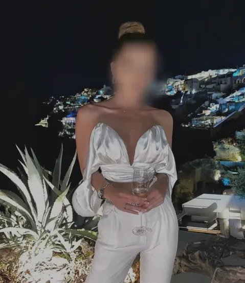 Lara, 31