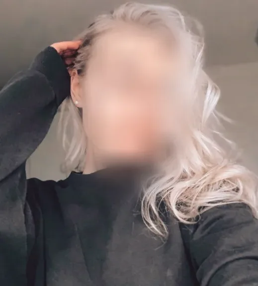 Maja, 24