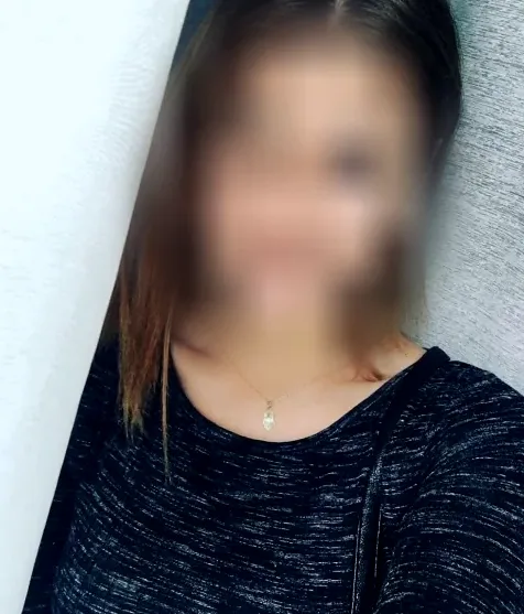 Thea, 32