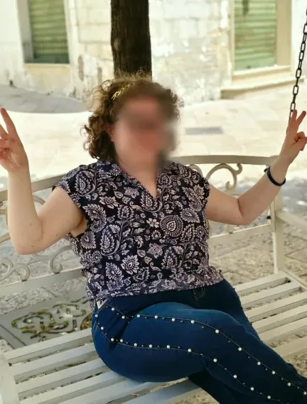 Valerie, 27