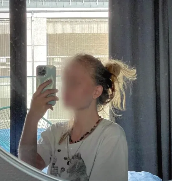 Verena, 19